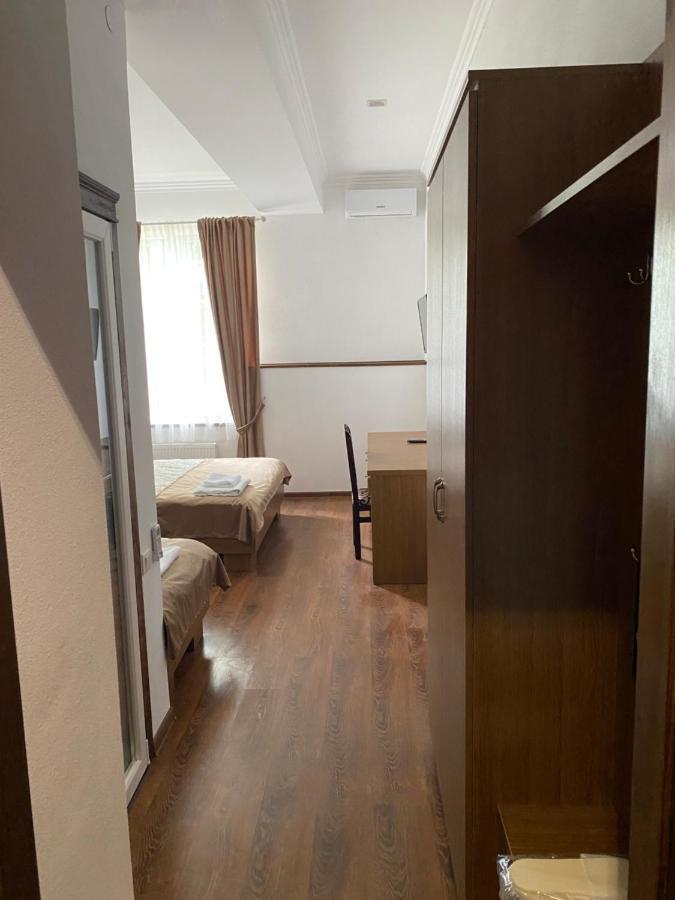 Grand Hotel Mohyliv-Podilskyi Zewnętrze zdjęcie